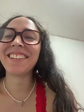 Snapshot of LatinDoll8 chatting on 04-20-26, 04:48 LatinDoll8 online show from 04-20-26, 04:48
