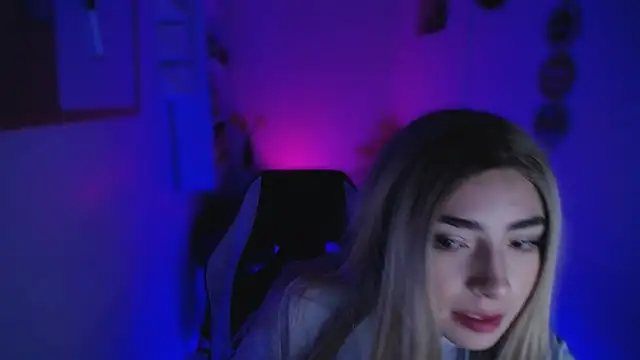 channel blondee online show from 02-17-26, 11:44