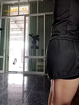 hi-miki online show from 04-14-26, 01:00