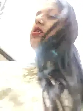 Hotmylips online show from 04-12-26, 05:40