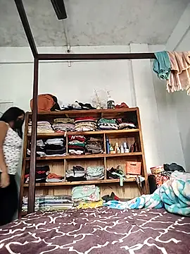 Snapshot of Anee_123 chatting on 03-05-26, 05:03 Anee 123 online show from 03-05-26, 05:03