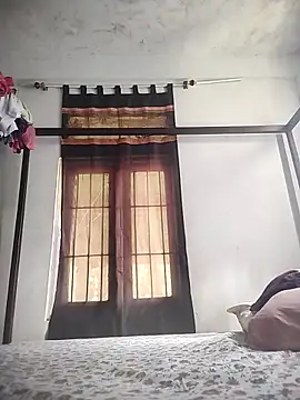 Snapshot of Anee_123 chatting on 04-01-26, 05:52 Anee 123 online show from 04-01-26, 05:52