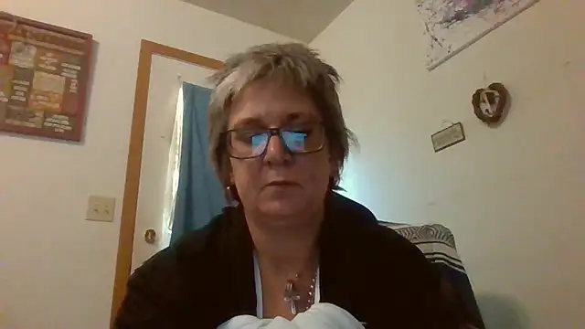 becky1111 online show from 05-07-26, 05:40