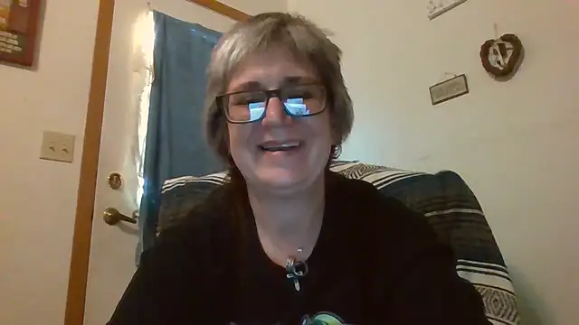 becky1111 online show from 05-16-26, 12:18