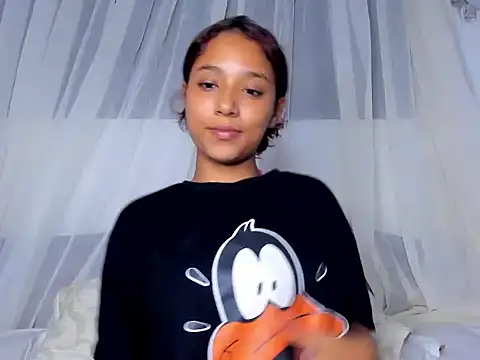 Snapshot of _natzury_ chatting on 03-06-26, 11:34 natzury online show from 03-06-26, 11:34
