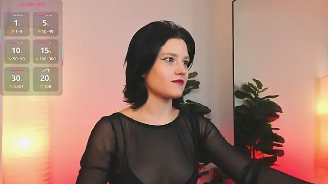 RowenMoon online show from 03-06-26, 09:22