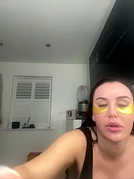 Ellie 66x online show from 01-14-26, 08:47