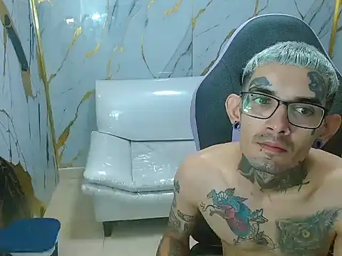 Boy tatto77 online show from 01-11-26, 04:12