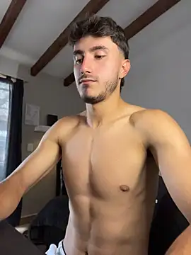 LIAM COLT online show from 06-18-26, 07:40