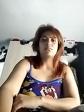 mia hottie2210 online show from 12-23-25, 10:57