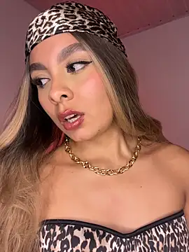 Nicollewest1 online show from 02-03-26, 12:20