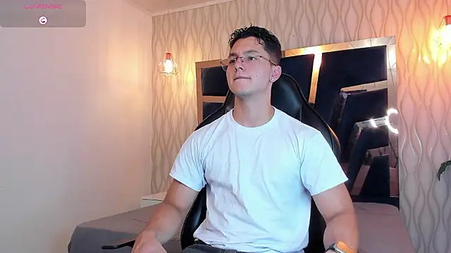 Noah Clarkk online show from 03-17-26, 05:27