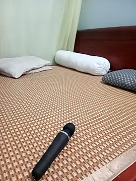 Sweet-Berryy online show from 04-12-26, 08:47