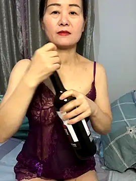 yunyun52012 online show from 01-06-26, 09:13