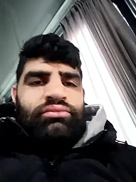 Snapshot of musa27272 chatting on 01-10-26, 04:47 musa27272 online show from 01-10-26, 04:47