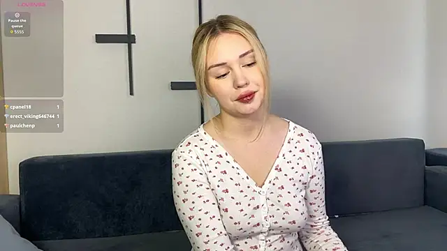 Snapshot of StellaSweetTrouble chatting on 02-22-26, 09:08 StellaSweetTrouble online show from 02-22-26, 09:08