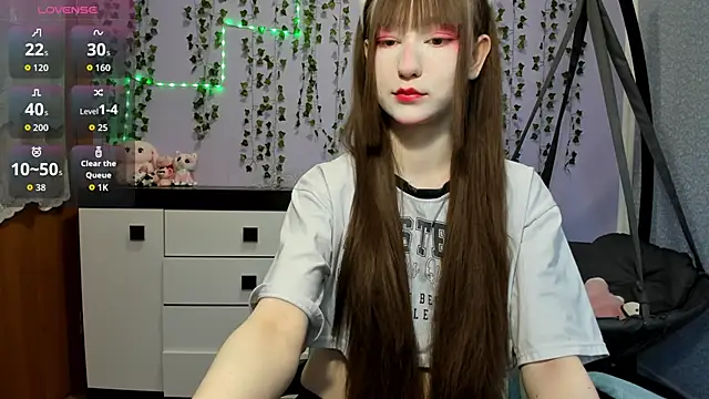 Yoonhee ki online show from 04-17-26, 02:09