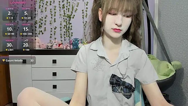 Snapshot of Yoonhee_ki chatting on 06-19-26, 12:31 Yoonhee ki online show from 06-19-26, 12:31