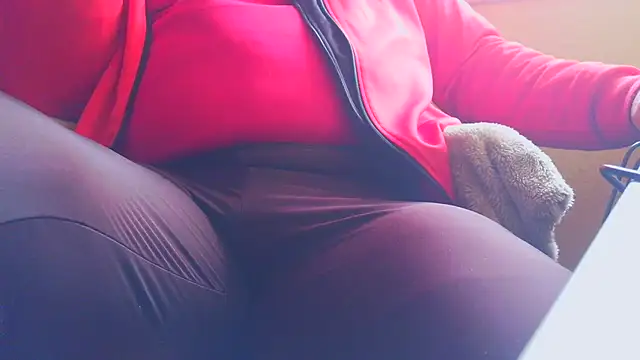 Snapshot of Michaelo666 chatting on 02-16-26, 11:28 Michaelo666 online show from 02-16-26, 11:28