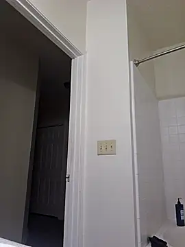 Snapshot of ceedevon13 chatting on 02-23-26, 03:42 ceedevon13 online show from 02-23-26, 03:42