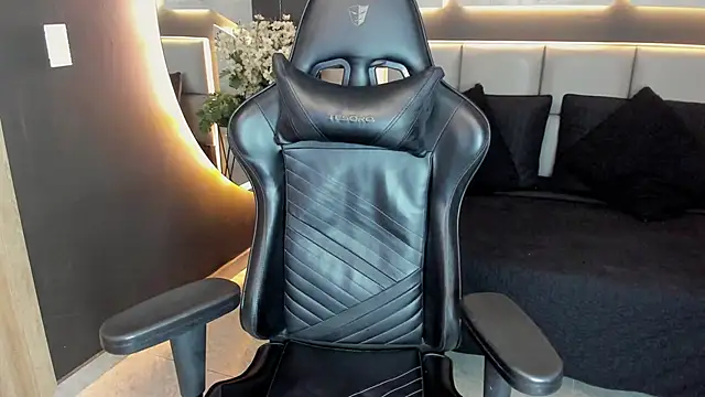 VenomDoll  online show from 01-13-26, 07:52