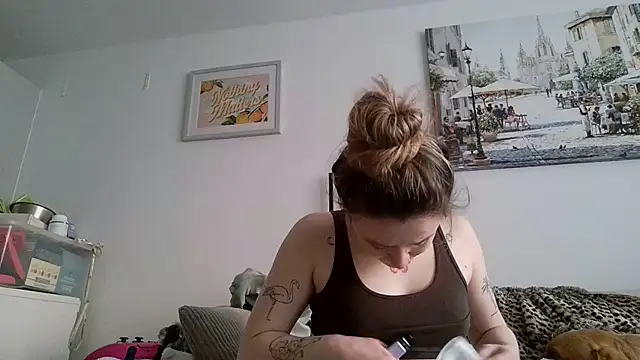 LilyLuck  online show from 03-10-26, 04:23