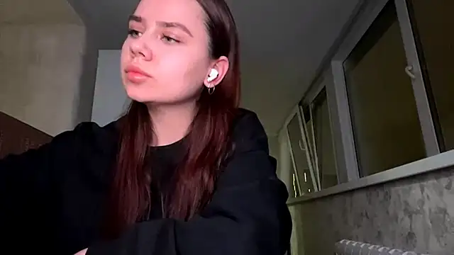 MiloyNoir online show from 01-10-26, 05:48