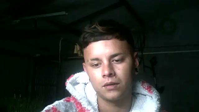 Snapshot of Sickbooy69 chatting on 04-18-26, 09:04 Sickbooy69 online show from 04-18-26, 09:04