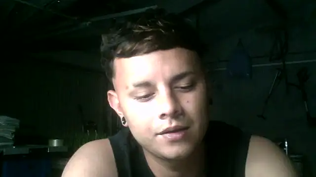 Snapshot of Sickbooy69 chatting on 04-19-26, 09:17 Sickbooy69 online show from 04-19-26, 09:17