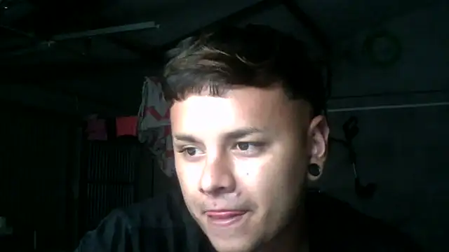 Snapshot of Sickbooy69 chatting on 04-20-26, 07:59 Sickbooy69 online show from 04-20-26, 07:59