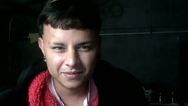 Snapshot of Sickbooy69 chatting on 05-09-26, 08:47 Sickbooy69 online show from 05-09-26, 08:47