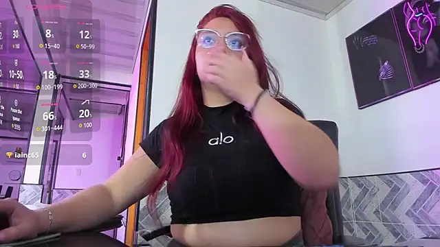 Isaa Tyler online show from 12-18-25, 11:44