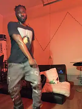 Cantgetenough0069 online show from 04-26-26, 11:24