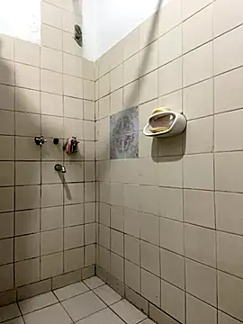 Snapshot of VenusSexyTop chatting on 12-19-25, 11:23 VenusSexyTop online show from 12-19-25, 11:23