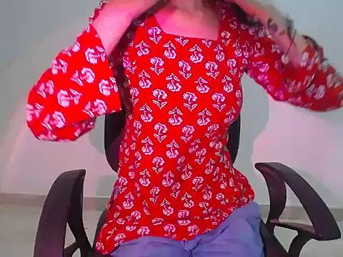 Farhana beautyfull online show from 06-24-26, 04:33
