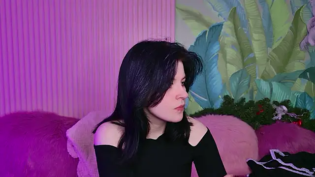 Milana Cold online show from 01-13-26, 08:47