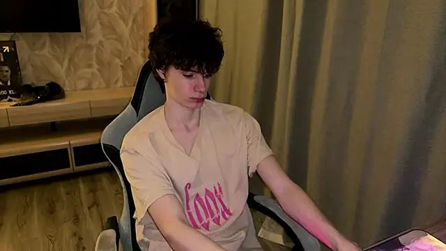 Eddy Blare online show from 01-13-26, 06:24