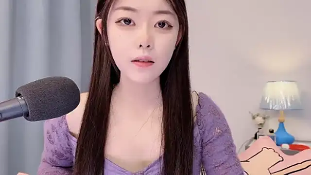 smalldaisy online show from 04-16-26, 02:56