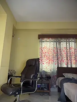 tooexpensive online show from 04-09-26, 04:23