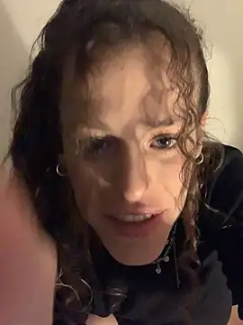 Snapshot of 4lien chatting on 03-29-26, 02:55 4lien online show from 03-29-26, 02:55