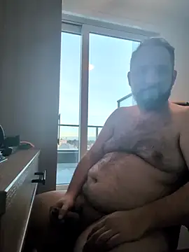 Hairy bear86 online show from 01-06-26, 12:03