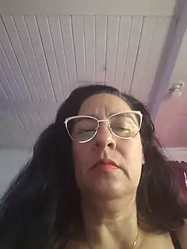 Snapshot of KiaraFoster chatting on 05-25-26, 01:17 KiaraFoster online show from 05-25-26, 01:17