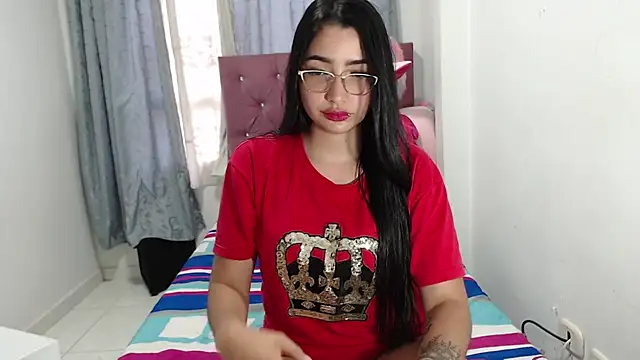 Snapshot of BrinsHilton_ chatting on 01-09-26, 08:54 BrinsHilton online show from 01-09-26, 08:54