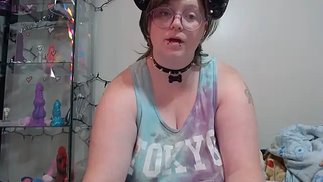 Snapshot of Pupghostt chatting on 04-24-26, 01:13 Pupghostt online show from 04-24-26, 01:13