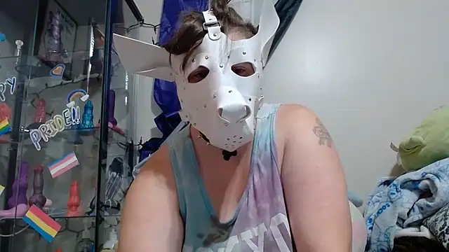 Snapshot of Pupghostt chatting on 07-12-26, 06:10 Pupghostt online show from 07-12-26, 06:10