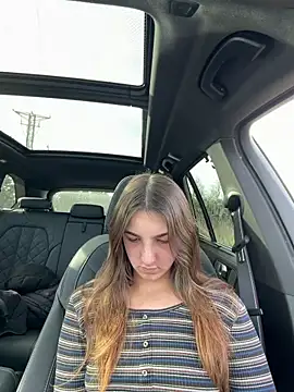 Just-Dori online show from 12-21-25, 01:29