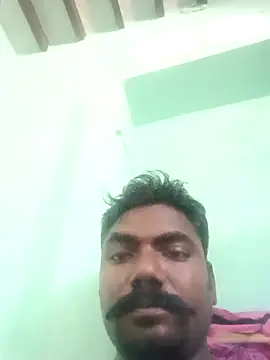 Snapshot of Tamilpaiyan07 chatting on 05-11-26, 05:57 Tamilpaiyan07 online show from 05-11-26, 05:57