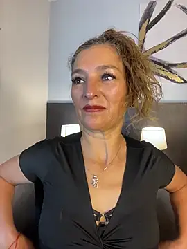 JennaMilf  online show from 05-28-26, 05:43