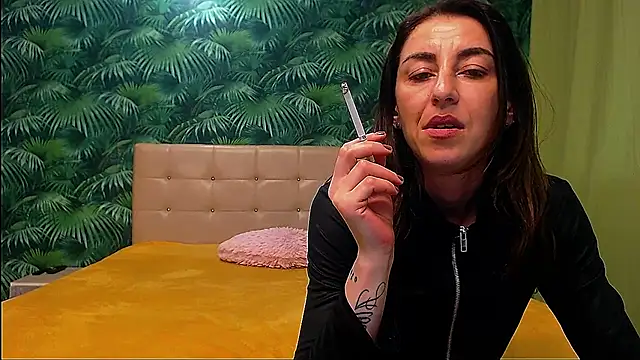 Snapshot of Stella_John chatting on 01-27-25, 08:07 Stella John online show from 01-27-25, 08:07