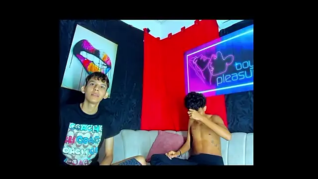 Pleasure boys hot online show from 01-10-26, 07:37